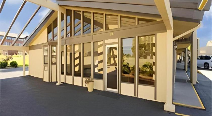 Baymont By Wyndham Grand Junction Motel Bagian luar foto